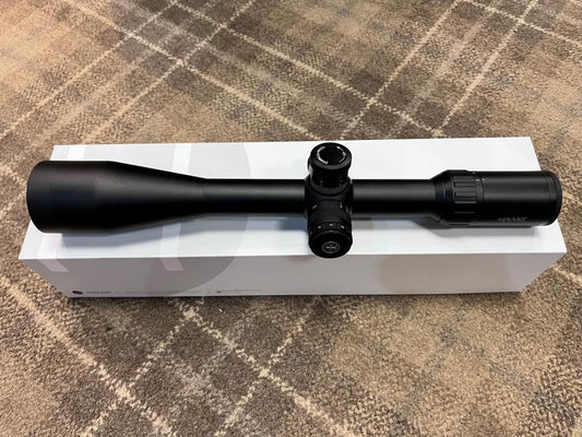 Hawke Vantage 30 WA SF IR 6-24x50 Rifle Scope featuring a black design, side parallax, and illuminated reticle on a white box.