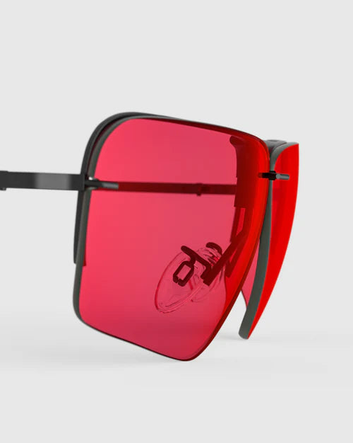 Ranger Edge Lens sunglasses featuring RIACT A.I & Claysight technology, showcased in a stylish design, ideal for sports and outdoor activities.